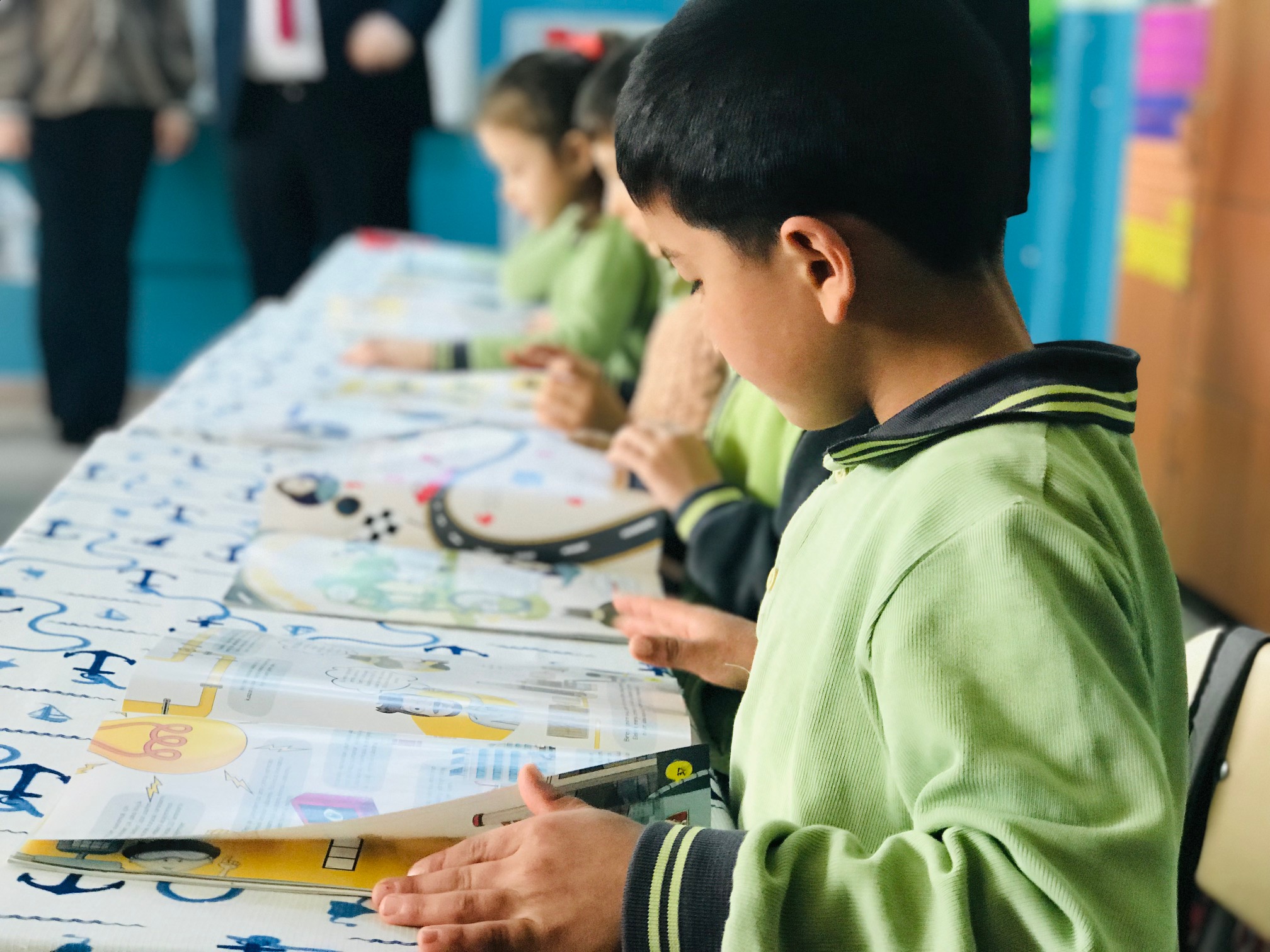 UEDAŞ, Türkiye’nin Dört Bir Yanını Kitapla Aydınlatıyor