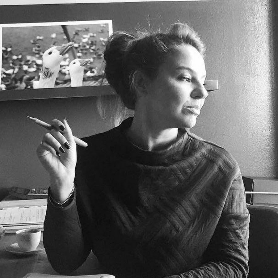 Reklam Ajansına Bir Kutu Yolladı, Hayatı Değişti